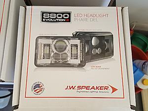 JW speaker 8800 evo2 LED headlights-box-front.jpg