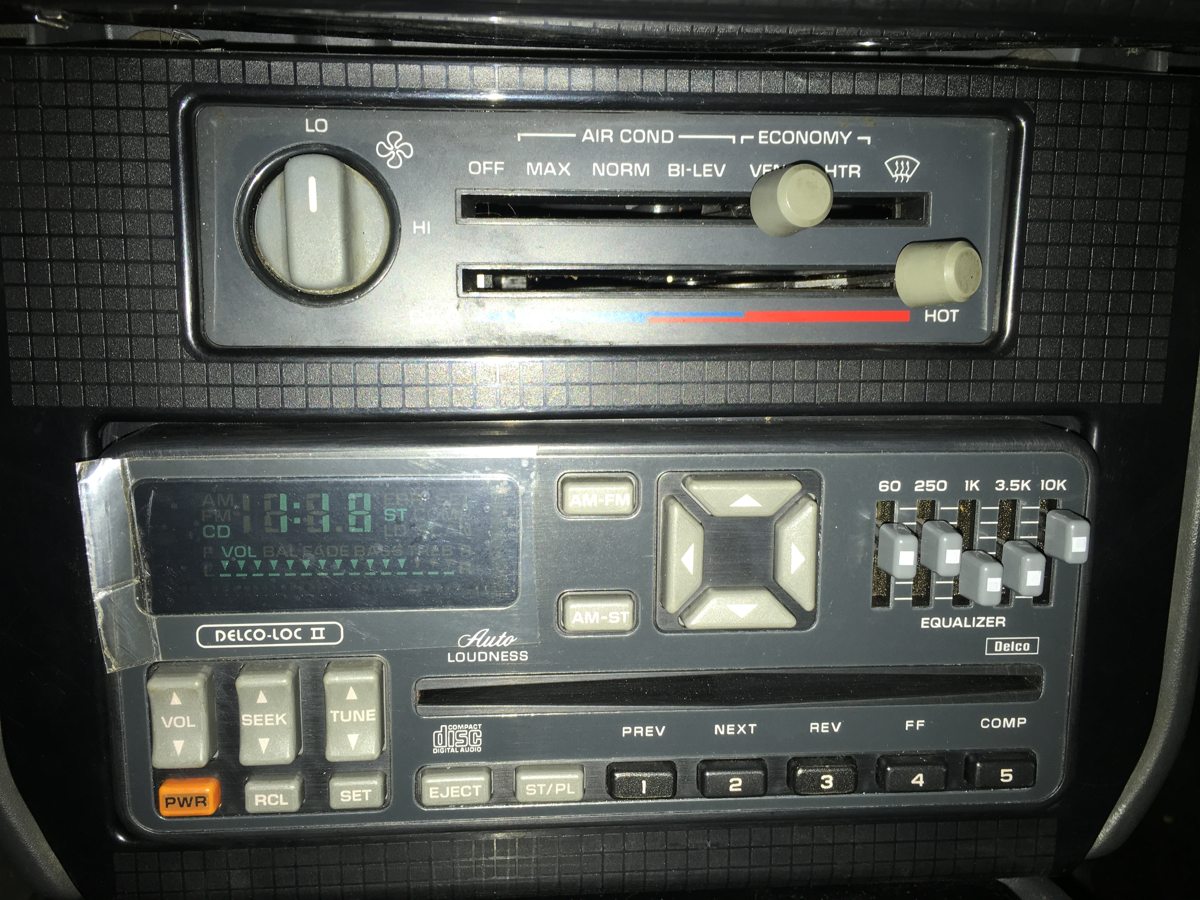 My Delco Pontiac U1A CD player radio refurbished and installed! - Third