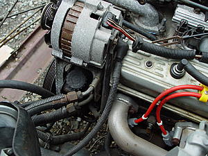 90-92 Compressor Brace-dsc00955.jpg