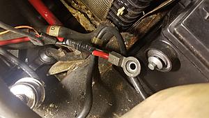 Sparks at positive battery terminal-20180520_182750.jpg