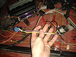 What does this connect to?-flkfqom.jpg