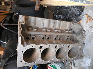 Bare 400 Small Block and Connecting Rods - Ft Lauderdale-dscn4467.jpg