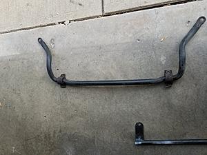 34mm and 36mm front, and 25mm rear Sway bars and bmr wonder bar-20180516_184321.jpg