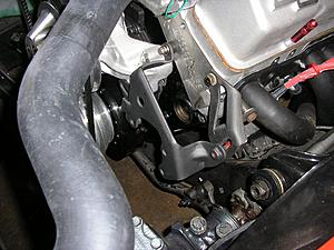 WTB 14101199 Power Steering Bracket-pump-bracket.jpg