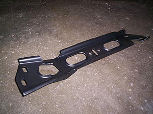 Dual exhaust cross member-100_1900.jpg