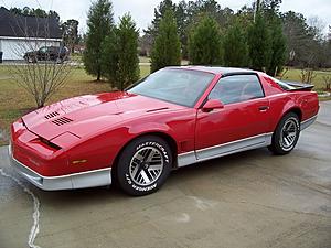 Searching for my Red 1986 Pontiac Firebird Trans Am with Grey Trim and t-tops-0f961d87-a7a9-4236-a343