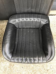 Ebony leather rear seats-img_0111.jpg