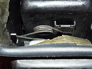 Firebird center console lid hinge anchor-swxu1pl.jpg