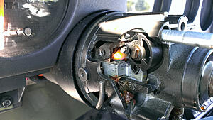 Steering column pivot pins - preventative fix-woqha04.jpg