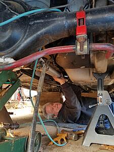 Watch a Rookie Learn How To Swap a LS1 and T56 into a 1992 Z28-ut5ifnd.jpg