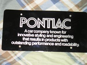 PONTIAC Dealer Showroom Display Front Plate-VHTF-p1010079.jpg