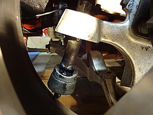 I'm putting a C4 front suspension into my trans am!!-dsc02542.jpg