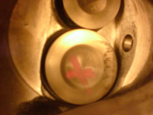 Help my sanity, removing heads on 88 LB9-valves-open-touch-cyl